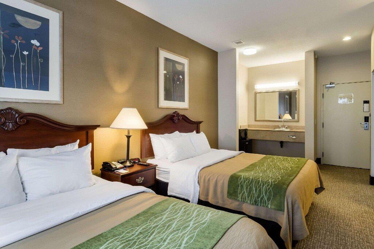 Towneplace Suites By Marriott Hadley Amherst Экстерьер фото