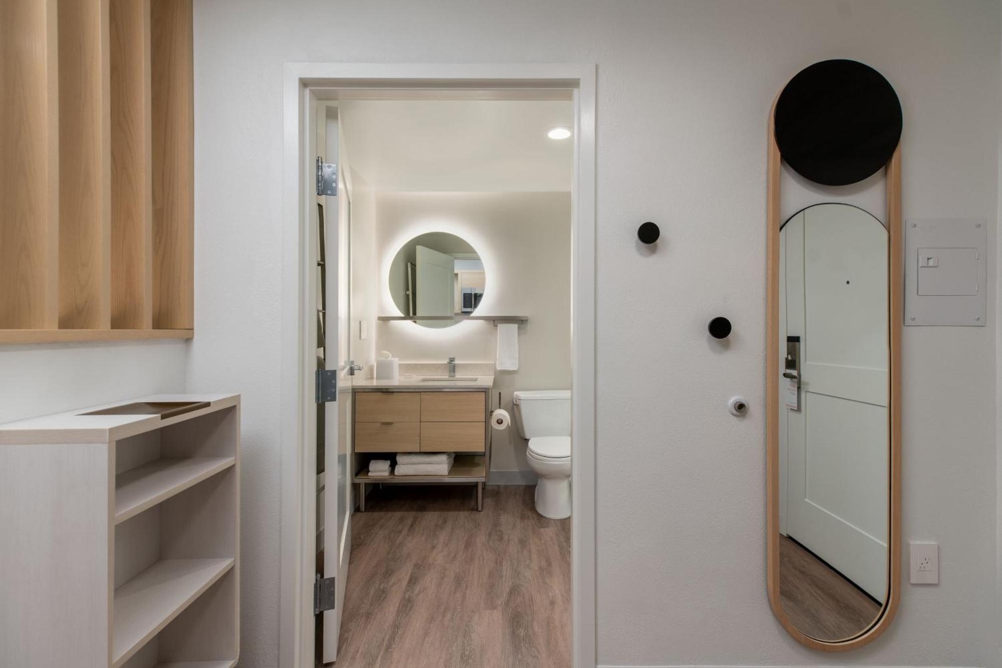 Towneplace Suites By Marriott Hadley Amherst Экстерьер фото