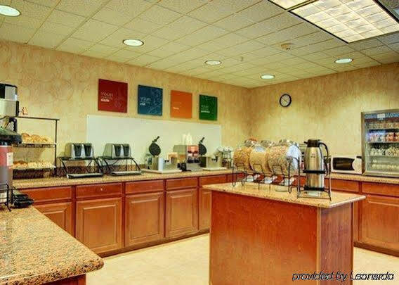 Towneplace Suites By Marriott Hadley Amherst Экстерьер фото