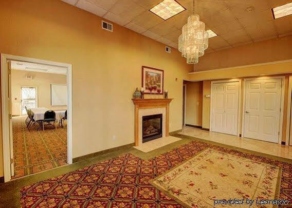 Towneplace Suites By Marriott Hadley Amherst Экстерьер фото